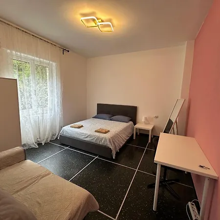 Apartment Entire Near Centrum