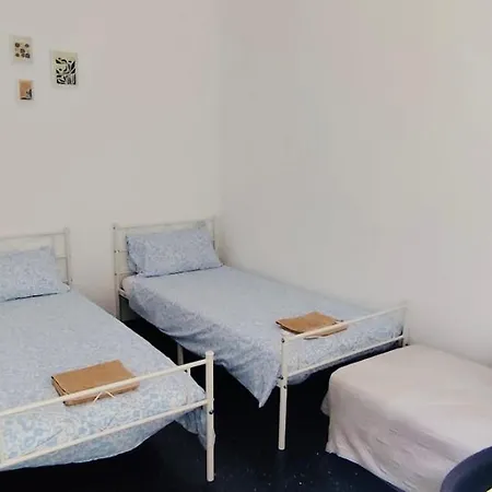 Entire Near Centrum Apartment *